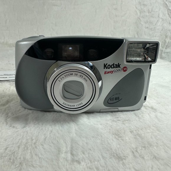 Vintage Kodak EasyLoad 35 KE85 Zoom Point And Shot 35mm Film Camera w/ manuals - Picture 1 of 6
